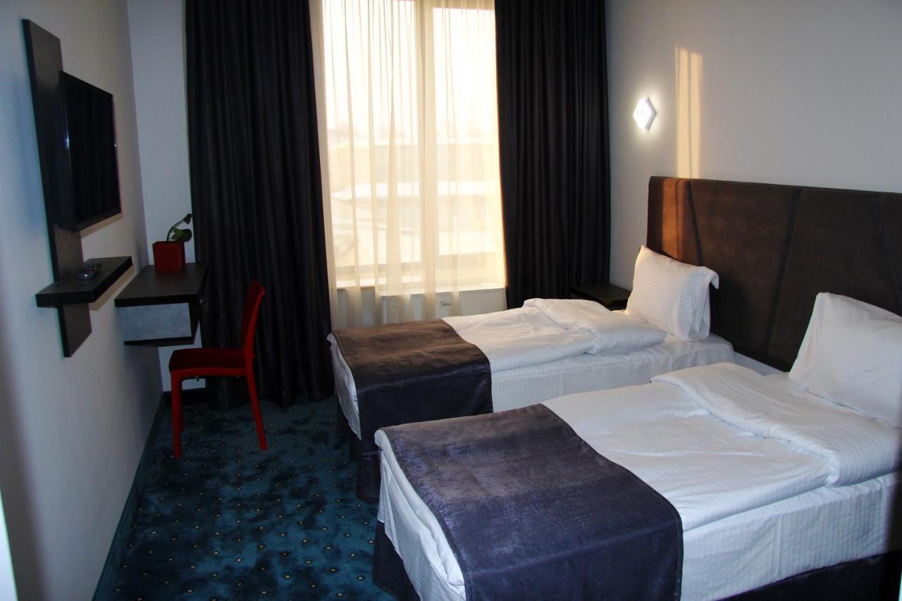 Nice Hotel Γιερεβάν Εξωτερικό φωτογραφία